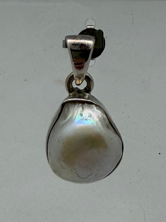 Freshwater Pearl Pendant